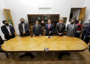 Asume Carlos Torres Piña la Secretaría de Gobierno de Michoacán