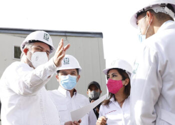 Gobernador revisa con Zoé Robledo predios para trasladar oficinas del IMSS a Morelia