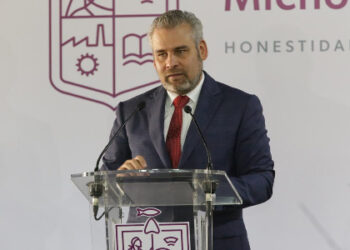 Bedolla cancela la asignación de escoltas a funcionarios