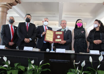 Entregan Presea Mártires de Uruapan 2021