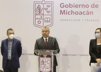 Ya no hay más deuda con el magisterio; gobierno de Bedolla paga salarios y bonos