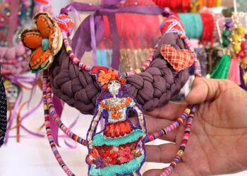 Grandes exposiciones y venta de productos se ofrecen en el 14 Festival de Velas en Uruapan