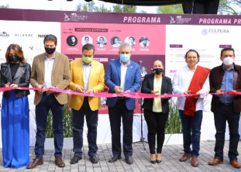 Gobernador llama a restauranteros a utilizar y promover artesanías michoacanas en sus servicios