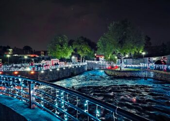 Capasu invita a disfrutar la decoración navideña del Parque Lineal Cupatitzio