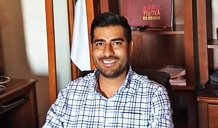 Agua potable, infraestructura y conectividad, los retos de Taretan: Poncho Chávez