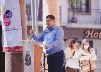 Nacho Campos refrenda apoyo a personas con discapacidad