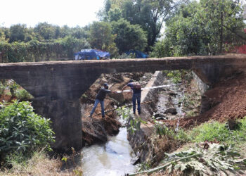 Autoridades municipales atienden reporte de invasión en La Cofradía