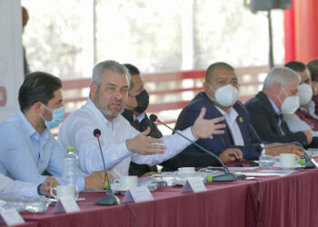 Anuncia Bedolla 220 mdp para carreteras y obra educativa en Lerma-Chapala