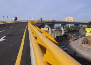 Inaugura Ramírez Bedolla puente elevado del Distribuidor Vial salida a Salamanca