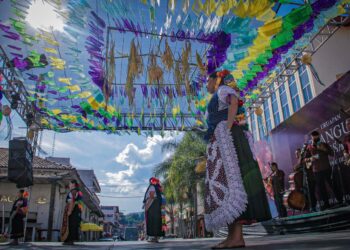 Turistas y uruapenses disfrutaron de la cultura del Barrio de la Magdalena