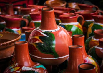 Llegan artesanos a Uruapan para el Tianguis Artesanal Domingo de Ramos