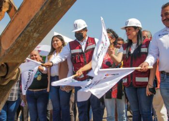 Inicia alcalde Nacho Campos obras por 10.5 millones de pesos en dos colonias