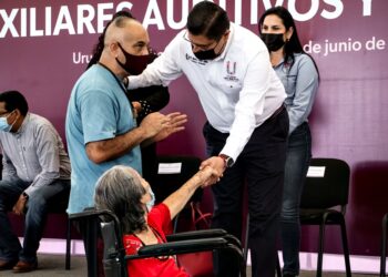 Apoya el Gobierno a marginados de la región de Uruapan con tema de la salud