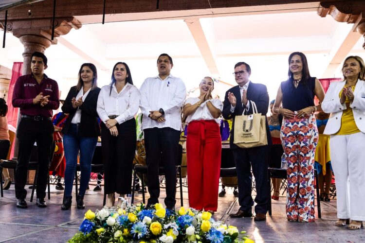 Inicia la 21ª Feria del Libro de Uruapan