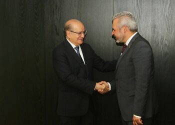 Bedolla revisa con líder sindical del IMSS generar mil plazas laborales en Morelia