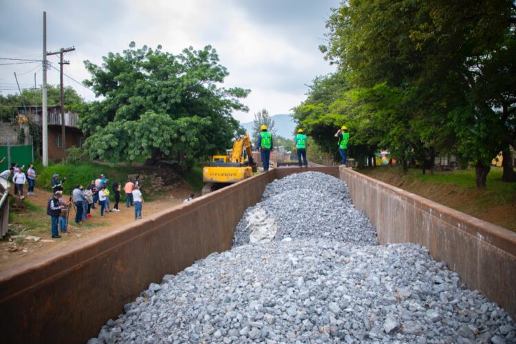 Recibe Municipio de Uruapan donación de más de 650 toneladas de ecograva