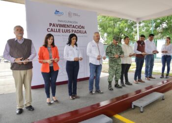 Entrega Ramírez Bedolla dos obras por más de nueve mdp en Ario de Rosales