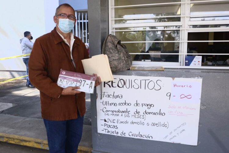 SFA, exhorta a ciudadanos a cumplir con pago para el canje de placas vehiculares