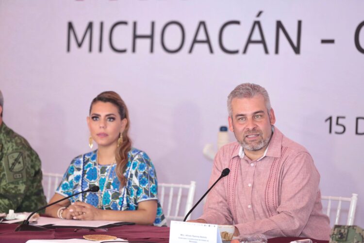 Firma Bedolla convenio de seguridad y por la paz con gobernadora de Guerrero