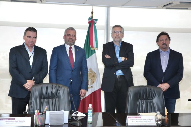 Celebra Bedolla acuerdo anti huelga de Sindicato Minero y Arcelor Mittal en LC