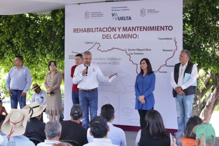 Inicia Ramírez Bedolla rehabilitación de carretera Tacámbaro – Gabriel Zamora