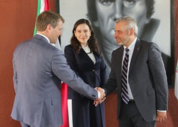 Gobierno de Michoacán y APM Terminals, fortalecen coordinación