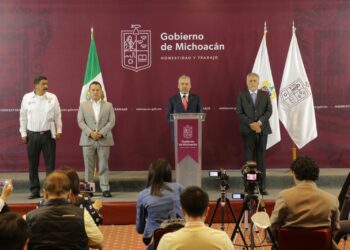 El Gobierno de Michoacán invierte 7 mil 600 mdp en rehabilitación de carreteras