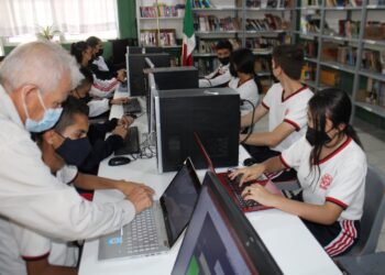 Con responsabilidad y vocación, 60 mil maestros mantienen clases y ya alistan el cierre del ciclo escolar en Michoacán