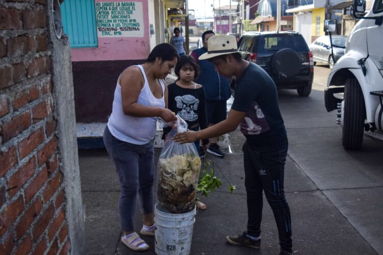 Intensifica acciones Ayuntamiento de Uruapan para tener limpio el municipio