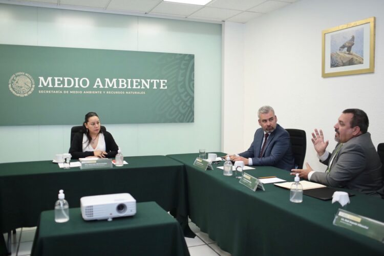 Gobierno de Michoacán y Semarnat con agenda común para proteger a bosques