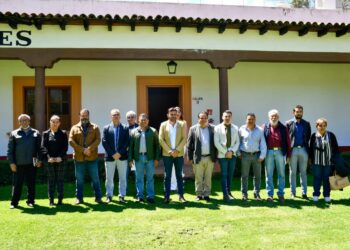 Cierran filas ediles de municipios para rescatar la cuenca del Lago de Pátzcuaro