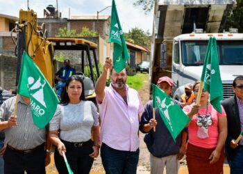 Promueve Julio Arreola infraestructura urbana en comunidades de Pátzcuaro