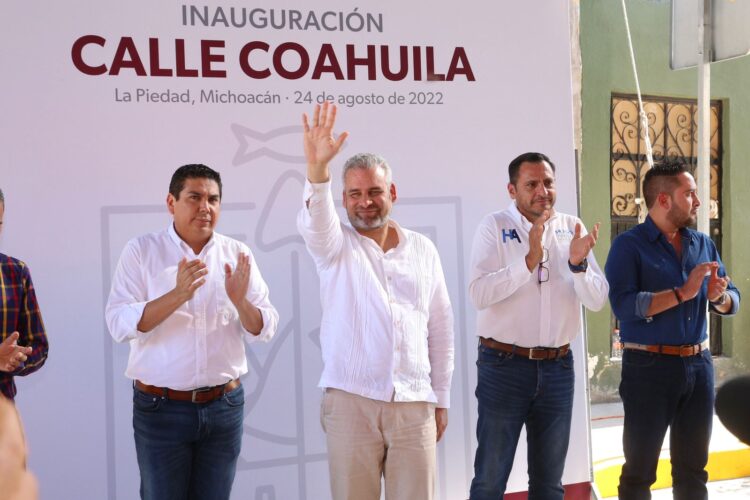 Recursos convenidos llegan directo a municipios para eliminar corrupción: RB