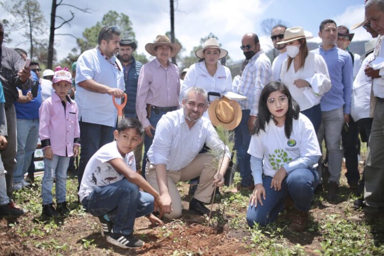 Con la nueva gobernanza territorial y del paisaje, habrá un Michoacán con medio ambiente más sano: A. Ramírez Bedolla
