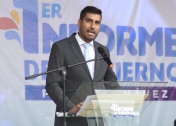 Entregó el edil Poncho Chávez su primer informe de gobierno al pueblo taretense