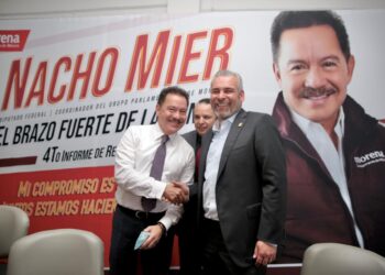 Asiste Ramírez Bedolla al cuarto informe legislativo del Dip Ignacio Mier en Puebla