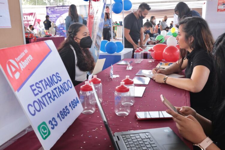 Inaugura Bedolla la Feria Nacional del Empleo para los jóvenes michoacanos