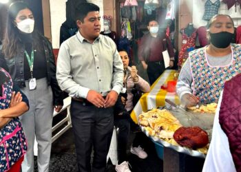 Ayto de Pátzcuaro apoya a ciudadanía y visitantes; no al abuso de comerciantes