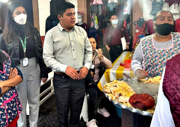 Ayto de Pátzcuaro apoya a ciudadanía y visitantes; no al abuso de comerciantes
