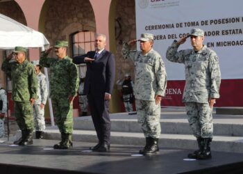 Asiste Bedolla a la toma de protesta del nuevo coordinador estatal de Guardia Nal