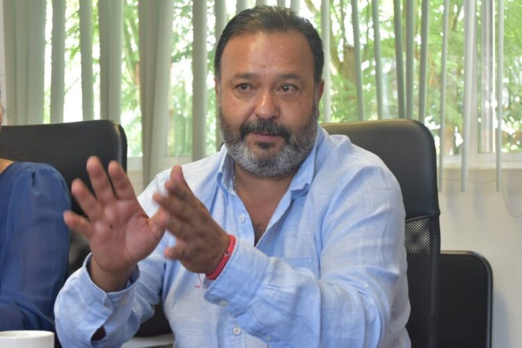 Gobierno de Julio A. Arreola Vázquez e IVEM regularizarán predios en Pátzcuaro