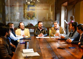 Gobierno de Pátzcuaro y UMSNH firman convenio para forjar turismo sustentable