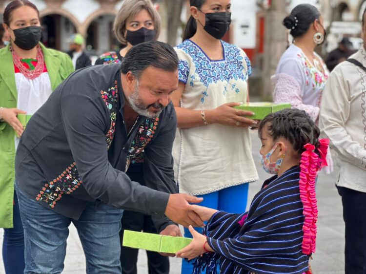 Mujeres indígenas tienen en el Gobierno de Pátzcuaro a su aliado: Julio Arreola