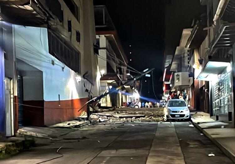 Uruapan en calma solo reporte de daños materiales en zona centro tras el sismo