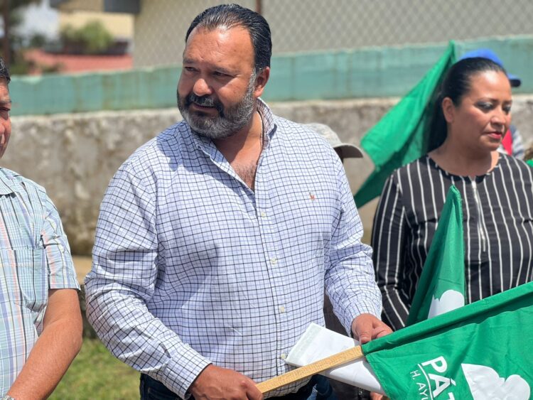 Pone en marcha Julio Arreola obras de pavimentación por 5.2 mdp en Pátzcuaro