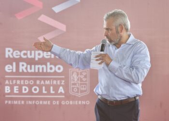 Rehabilitación de carreteras, prioritario para el Gobierno de Michoacán: Bedolla