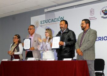Para detonar economía, firman convenio el Ayuntamiento de Pátzcuaro y el ITSPA