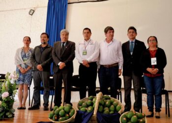Inaugura Nacho Campos 2do Congreso Mexicano del Aguacate en Uruapan