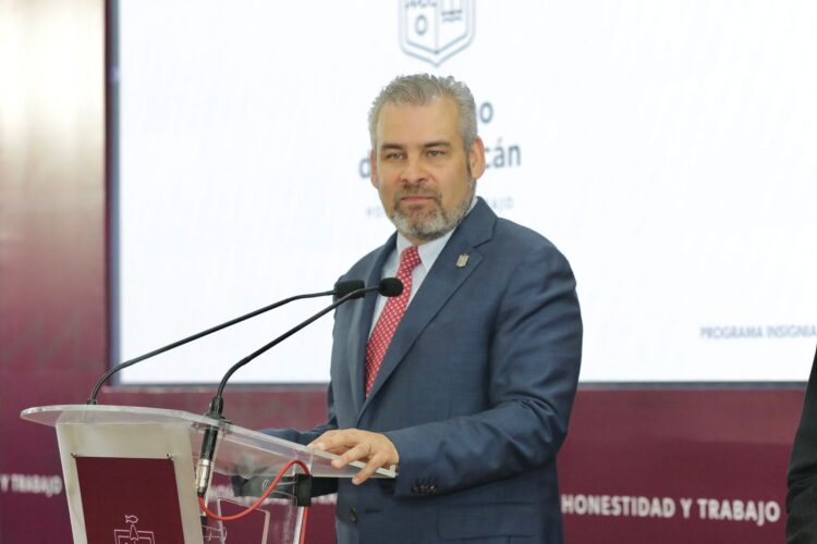 Bedolla presenta Sueño Michoacano, para alentar la inversión de migrantes