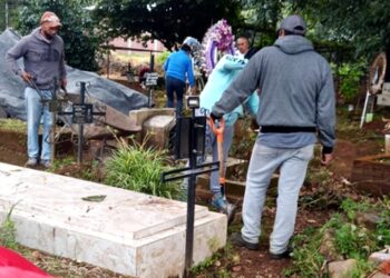 Rehabilita Ayuntamiento de Tingambato por tercera ocasión el panteón municipal